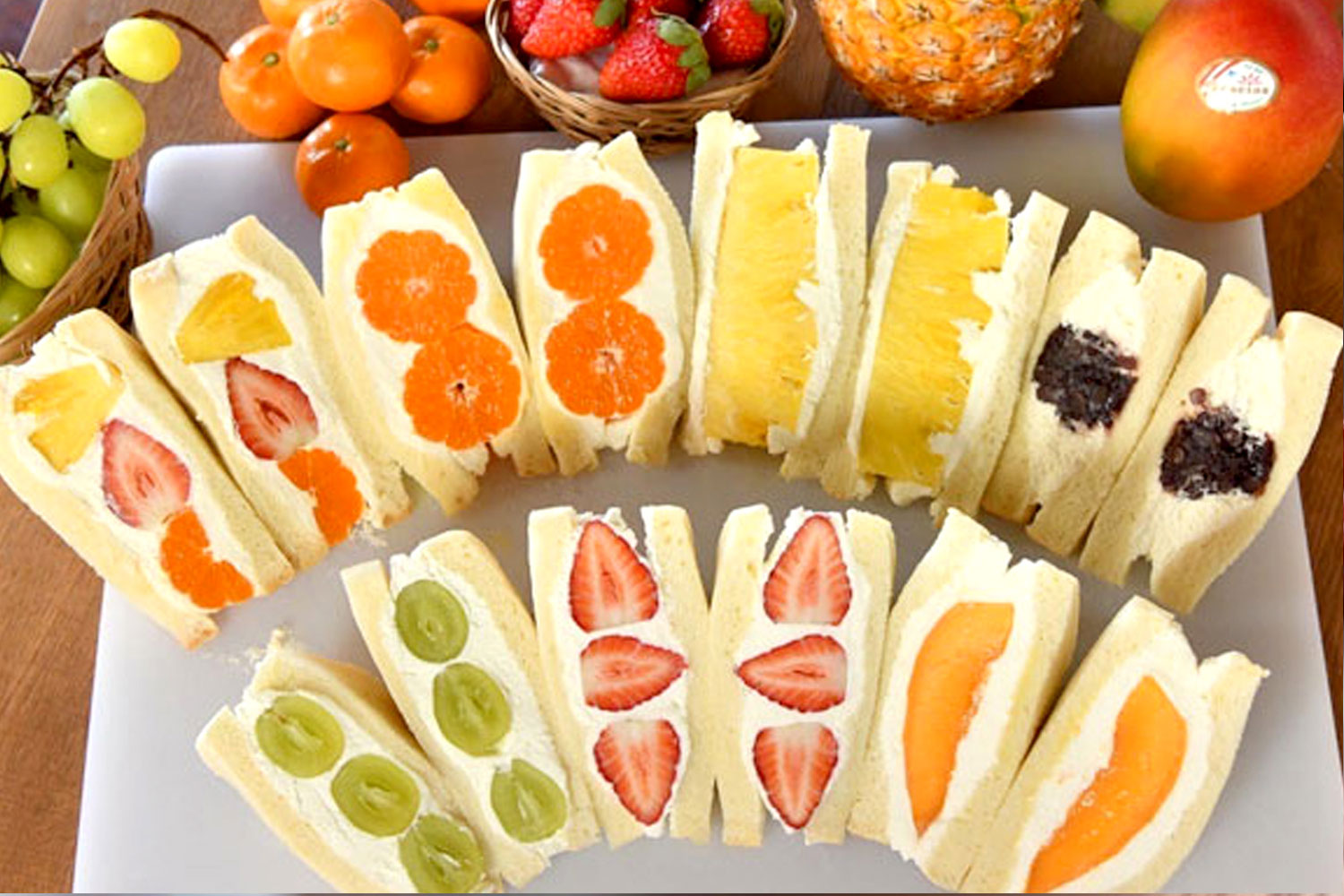 ワタワンマンフルーツサンド写真