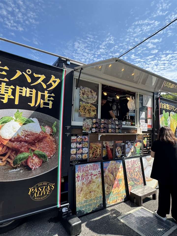 生パスタのキッチンカー